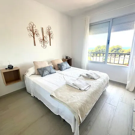 Bright With Amazing Terrace, Air, Overlooking The Garden And Sea, 2 Bedrooms, Sleeps 4, Swimming Pool And Gardens In A Very Quiet Area La Cala De Mijas