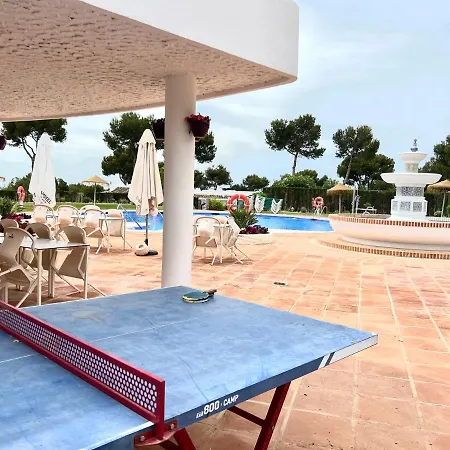 Bright With Amazing Terrace, Air, Overlooking The Garden And Sea, 2 Bedrooms, Sleeps 4, Swimming Pool And Gardens In A Very Quiet Area